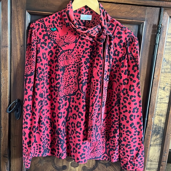 Red Valentino Silk Panther Blouse with Tie Italian size 46 - Picture 4 of 10